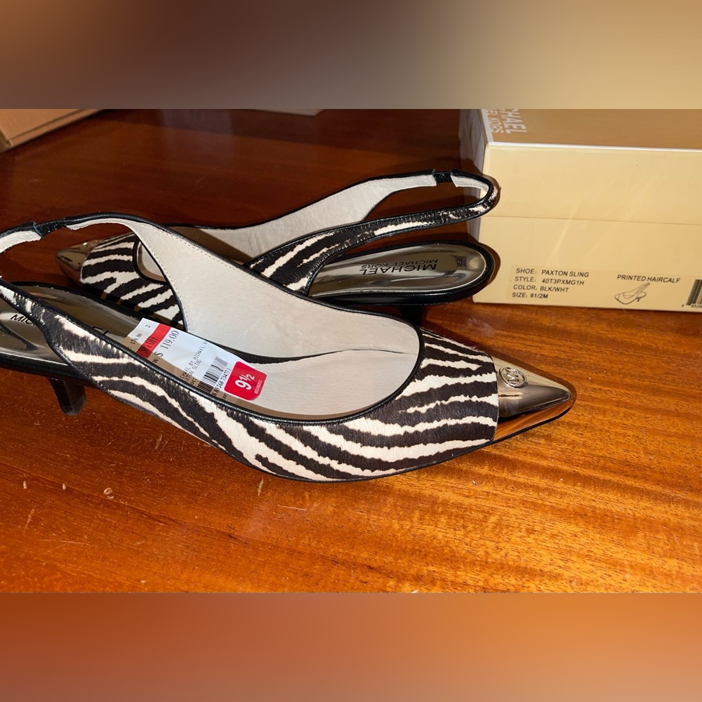 9 1/2 Women’s Michael Kors Paxton Sling shoe